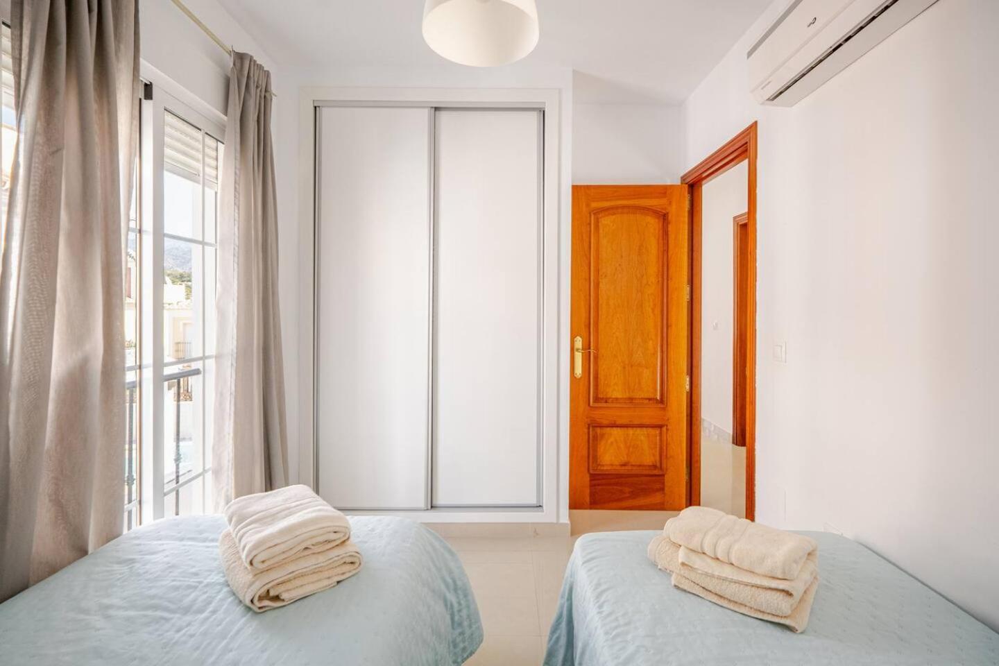 Antonia Mar - Private & Heated Pool - Punta Lara Villa *
